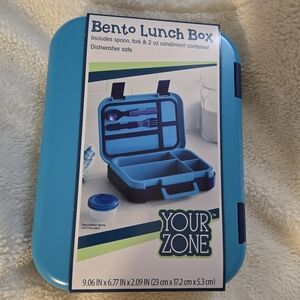 Your Zone Blue Lunch Box with Organizational Features